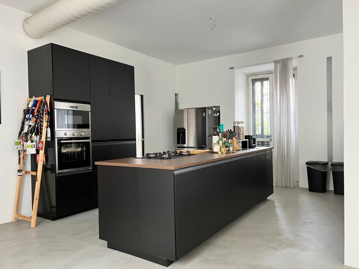 הוילה קולוניו מונצזה La Casa Di Wayne מראה חיצוני תמונה