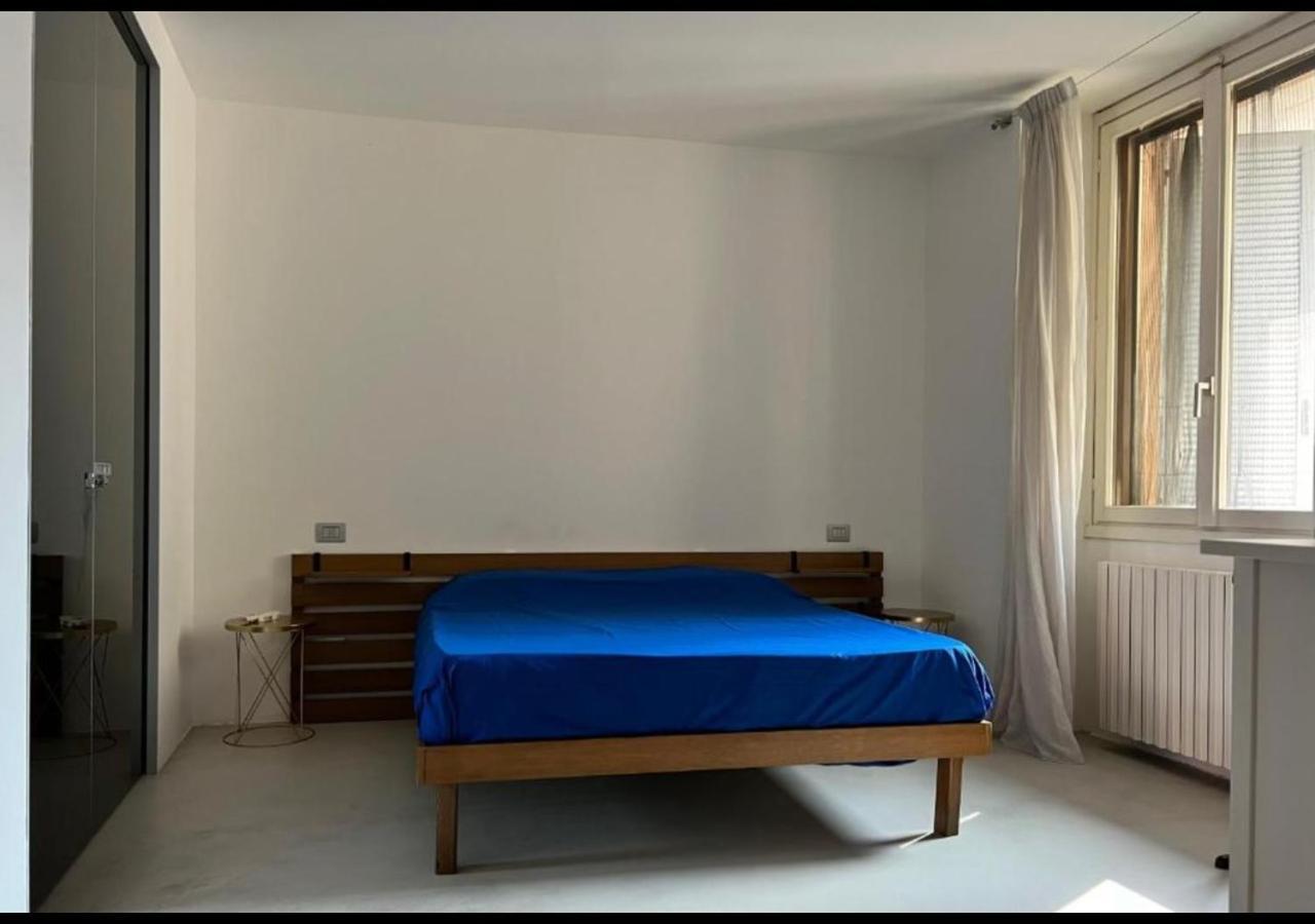 הוילה קולוניו מונצזה La Casa Di Wayne מראה חיצוני תמונה